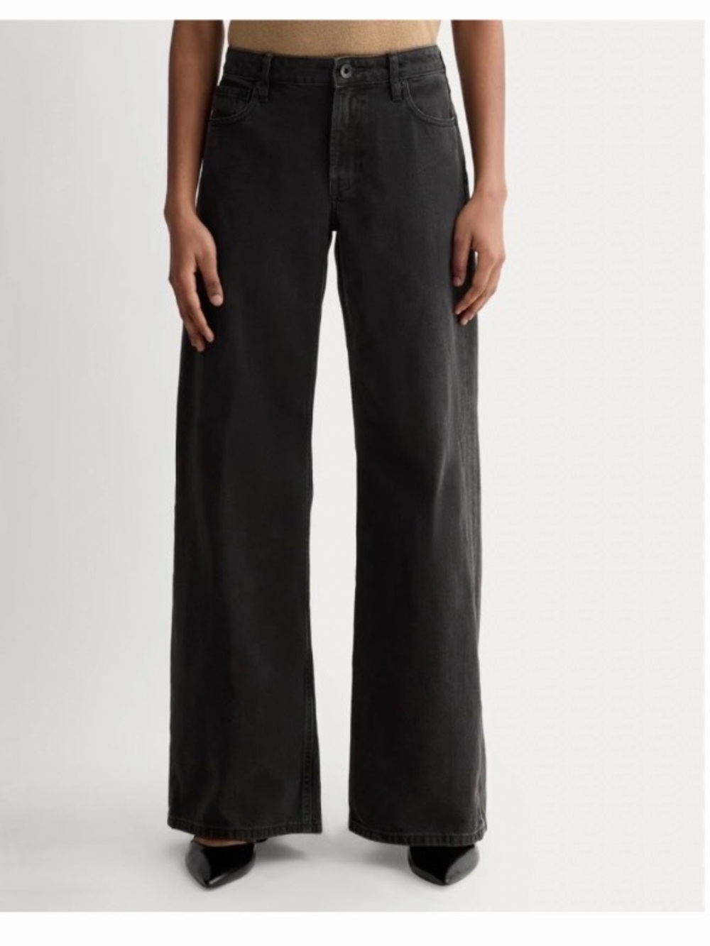 everlane the low-key jean wife leg washed black